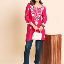 VAIRAGEE Floral Embroidered Kurtis image 2