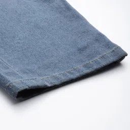 Roadster Men Blue Carrot Fit Light Fade Stretchable Jeans image 5