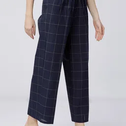 Vishudh Women Navy Blue & Green Printed Kurta with Trousers & Dupatta image 2