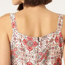 Sleek Italia Printed Basic Jumpsuit image 4