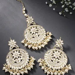 Peora White Gold-Plated Kundan Faux Pearls Studded Earrings & Maang Tikka Jewellery Set-picture-23