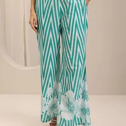 Libas Printed Mandarin Collar Neck Tunic With Palazzo Co-Ords image 5