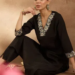 Anouk Women Floral Embroidered Cotton Kurta with Trousers image 3