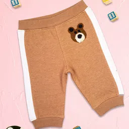 MeeMee Boys Brown Solid Joggers With Applique-image-0