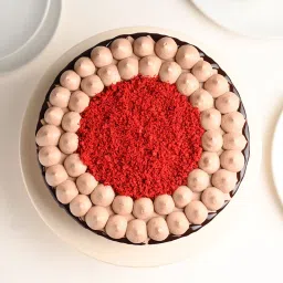 Happy Birthday Red Velvet Choco Cake image 3