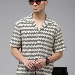 SPYKAR Self Design Textured Knitted Cuban Collar Relaxed Fit CasualShirt image 1