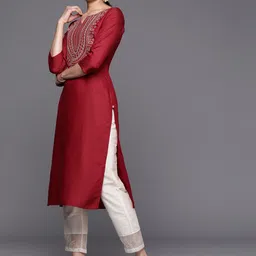 Varanga Women Ethnic Motifs Embroidered Gotta Patti Kurta image 3