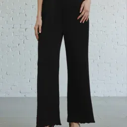 Shein High Rise Elasticated Waist Textured Pants image 1