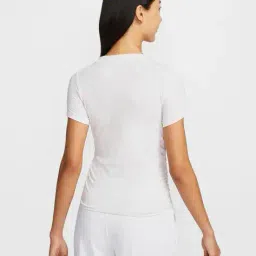 nike Women Heathered Regular Fit Sweatshirt image 2