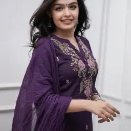 opive fashion hub Women Embroidered Straight Kurta Suit Set  image 2