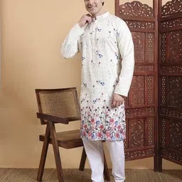 vivera Men Regular Fit Floral Long Kurta image 2
