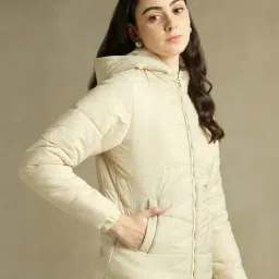 dl woman Women Quilted Regular Fit Hooded Jacket image 2