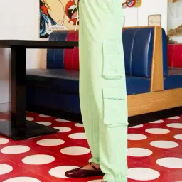 bewakoof Women Cuffed Joggers image 2