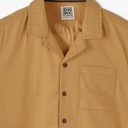 yb dnmx Men Back Graphic Print Shirt image 3