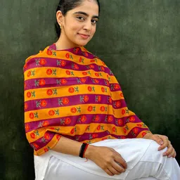 buta buti Women Floral Print Scarf with Folded Hem image 3