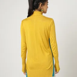 sam Women Ribbed Turtleneck Pullover image 3