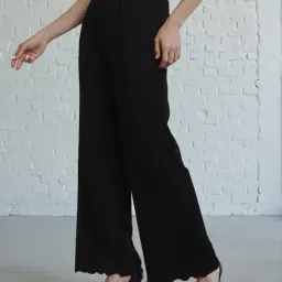 Shein High Rise Elasticated Waist Textured Pants image 2