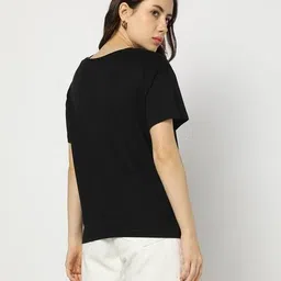 yousta Women Typographic Print Regular Fit Round-Neck T-Shirt image 3