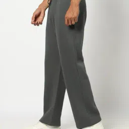 yousta Men Wide-Leg Trackpants image 3