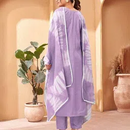 dmunesh fashion Women Embroidery Kurta Set image 3