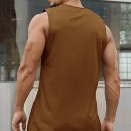 eyebogler Logo Print Sleeveless Vest image 4