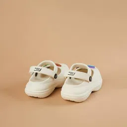 fame forever by lifestyle Girl Applique Clogs with Slingback image 4