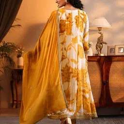 libas art Women Floral Print Anarkali Kurta Suit Set image 4