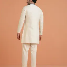 kisah Men Embroidered Slim Fit Long Kurta image 4