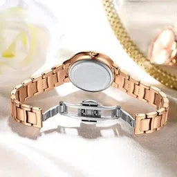 alix Women Round-Dial Analogue Watch-AL2538RGBE image 4