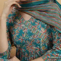 glam roots Women Floral Flared Kurta Set image 4