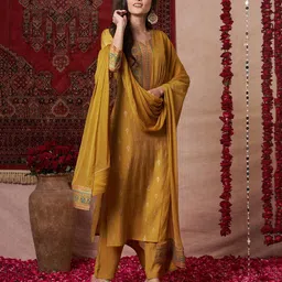 anni designer Women Embroidered Straight Kurta Set image 5