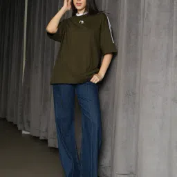 Shein Drop Shoulder Graphic Chest Print Crew Tshirt image 5