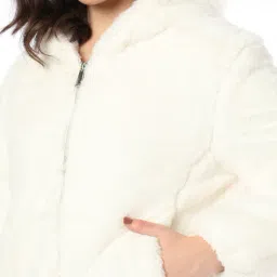 rio Women Regular Fit Hooded Jacket image 5