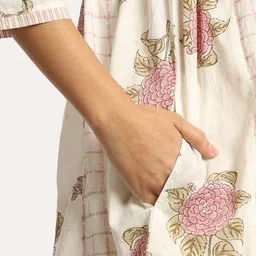 svrnaa by azorte Women Floral Print Flared Kurta image 5