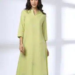 avaasa mix n' match Women Embroidered V-Neck Straight Kurta-picture-18