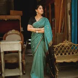 revangi Women Woven Saree with Contrast Border -picture-40