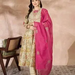 svaraa Women Floral Print A-Line Kurta Suit Set-picture-35