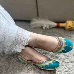 indie picks Handcrafted Embellished Juttis-picture-13