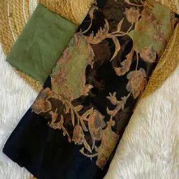 svaraa Women Printed Brasso Party Wear Saree image 1