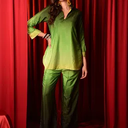 Laalzari Ombre Cut-Way Collar Flared Sleeves Short Sleeves Top & trousers-picture-32