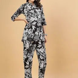 Pistaa Floral Printed Shirt Collar Pure Cotton Tunic With Trouser image 3