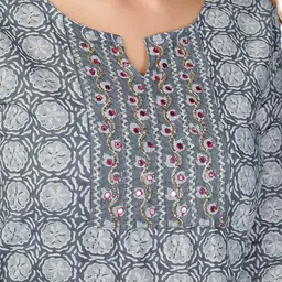 Vbuyz Women Grey Paisley Yoke Design Regular Mirror Work Pure Cotton Kurta with Trousers & With Dupatta image 2