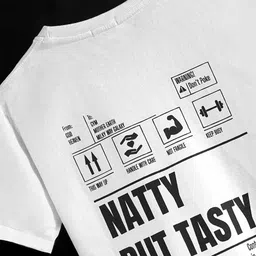 MuscleBlaze Natty But Tasty Oversized Solid T-Shirt, Small White-picture-10