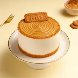 Biscoff Crunch Cream Cake image 1