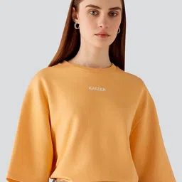 Muvazo Unisex Checked V-Neck Pockets T-shirt image 1