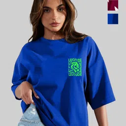 Leotude Women Printed Pockets T-shirt-image-1