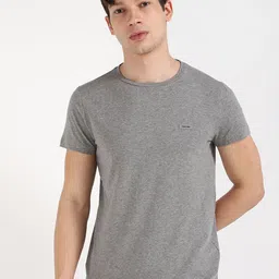 Calvin Klein Jeans Men Solid Round Neck Cotton T-shirt-picture-49