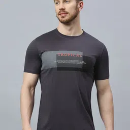 Klub Fox Men Typography Printed Applique T-shirt-image-14