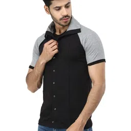 Black Collection Men Colourblocked Sweatshirt image 4