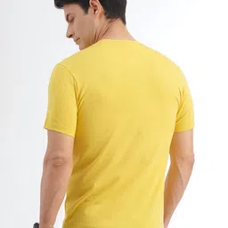 JADE BLUE Men Solid Round Neck Pure Cotton T-shirt image 4